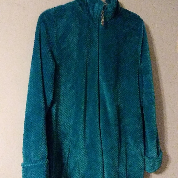 Robes - Picture 4 of 4